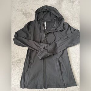 EUC Lululemon Nulu Hooded Define Jacket Size 12 in Graphite Grey